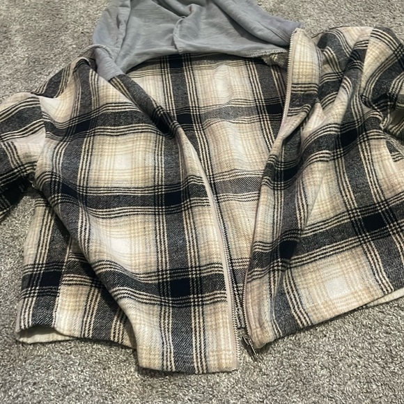 Flannel - Picture 2 of 3